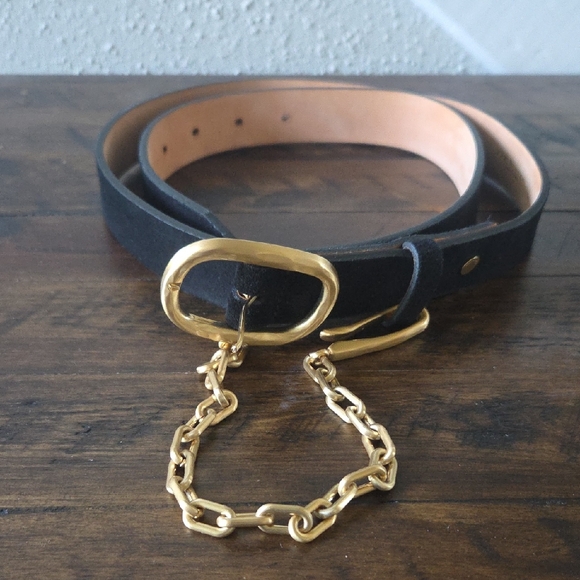 rag & bone Accessories - Beautiful Black Leather Belt w Gold Hardware By Rag & Bone. Great Condition! M